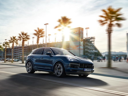 The new Cayenne Turbo. Sports car for five.